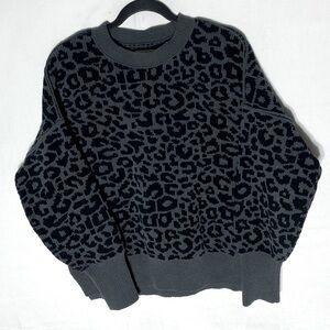 Abercrombie & Fitch Black Grey Animal Print Oversized Crew Neck Sweater XS